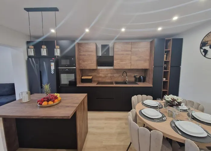 Spacious Bela Vista - By Ta Leut Agency Vir