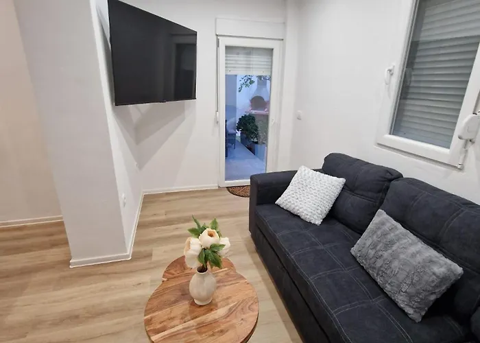 Spacious Bela Vista - By Ta Leut Agency *