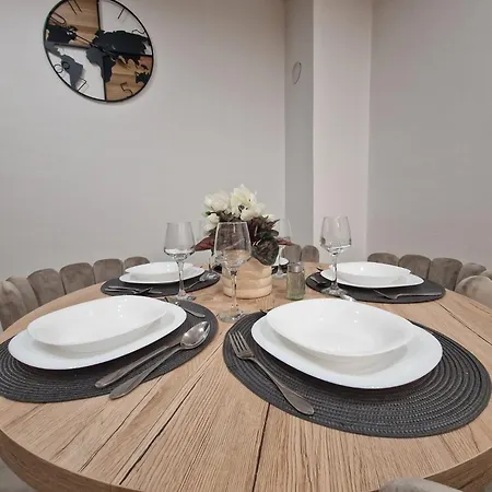 Spacious Bela Vista - By Ta Leut Agency *